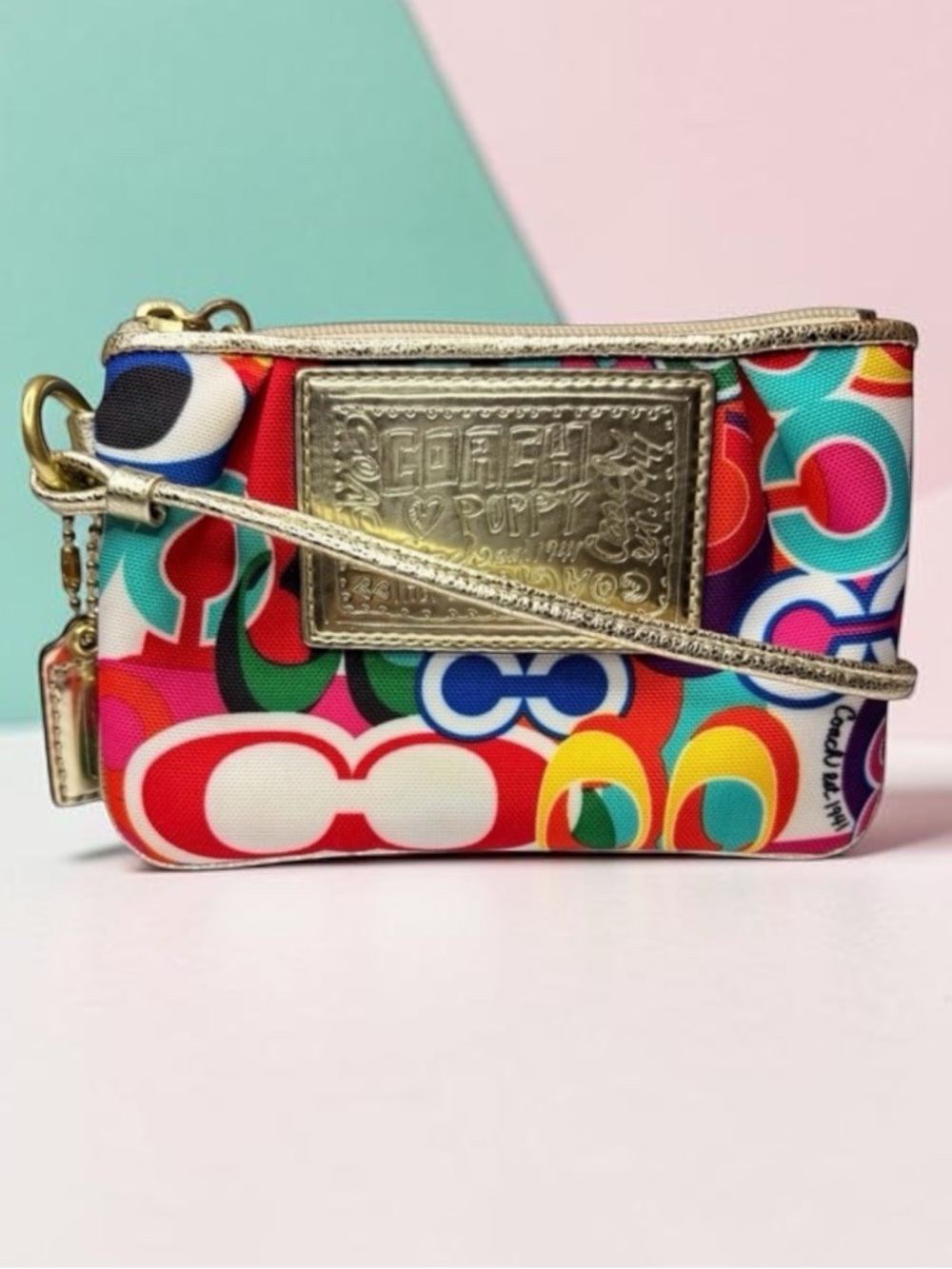 COACH Poppy Pop Art Metallic Logo Wristlet Multicolor Collectible Rare NWOT